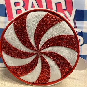 Bath and body works crossbody bag